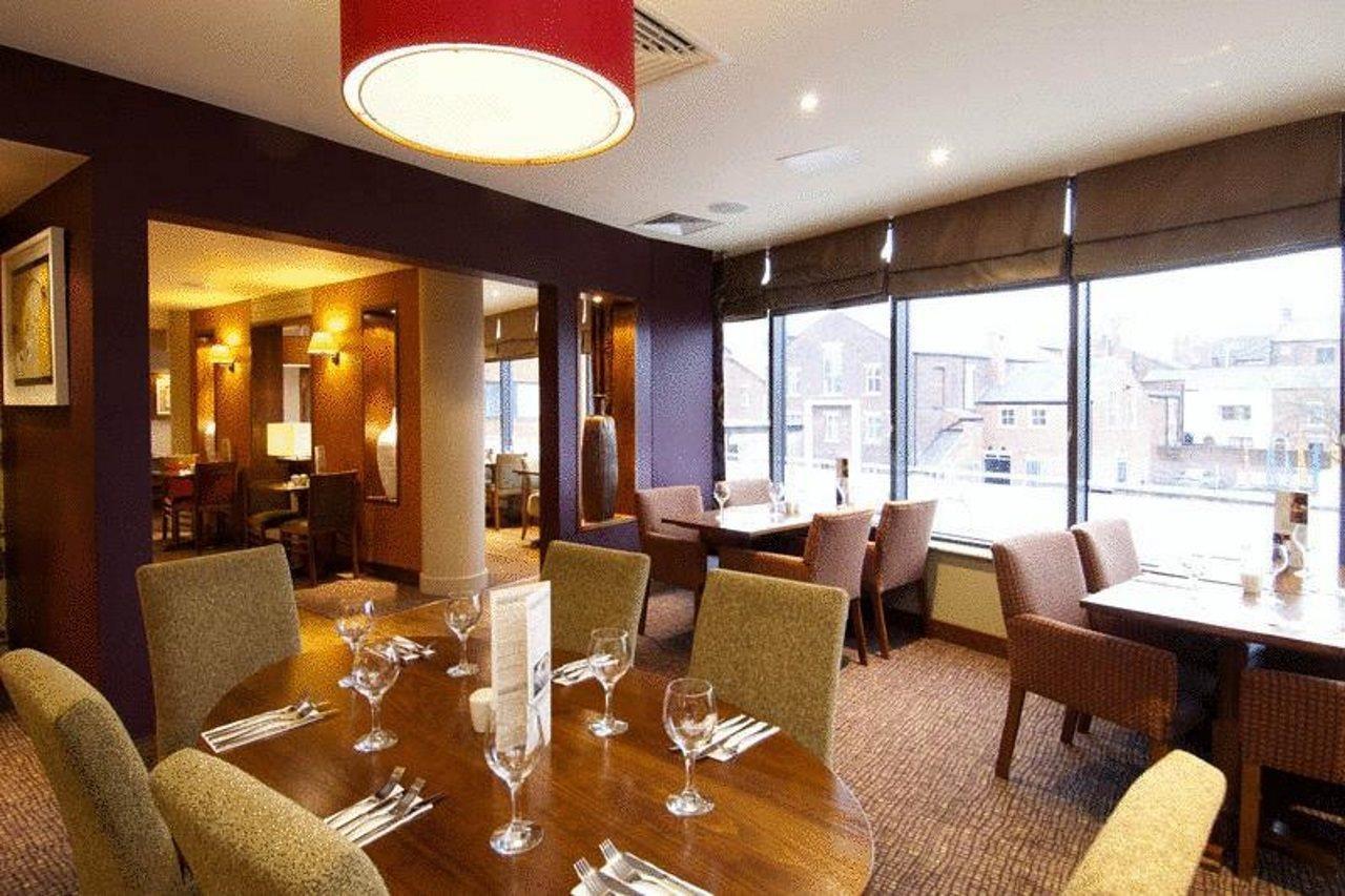 Premier Inn Preston Central エクステリア 写真